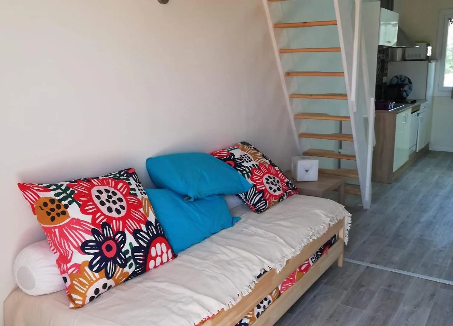 Nid Douillet Au Coeur Du Vaucluse Apartment Entraigues-sur-la-Sorgue 0*,  France
